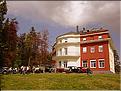 005