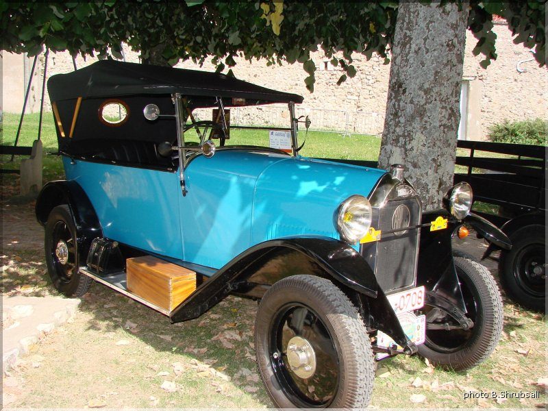 Bourges-Shrubsall-01